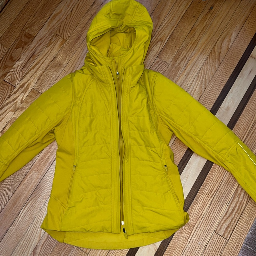 Lululemon Another Mile  Yellow Coat with removable inner layer and hood